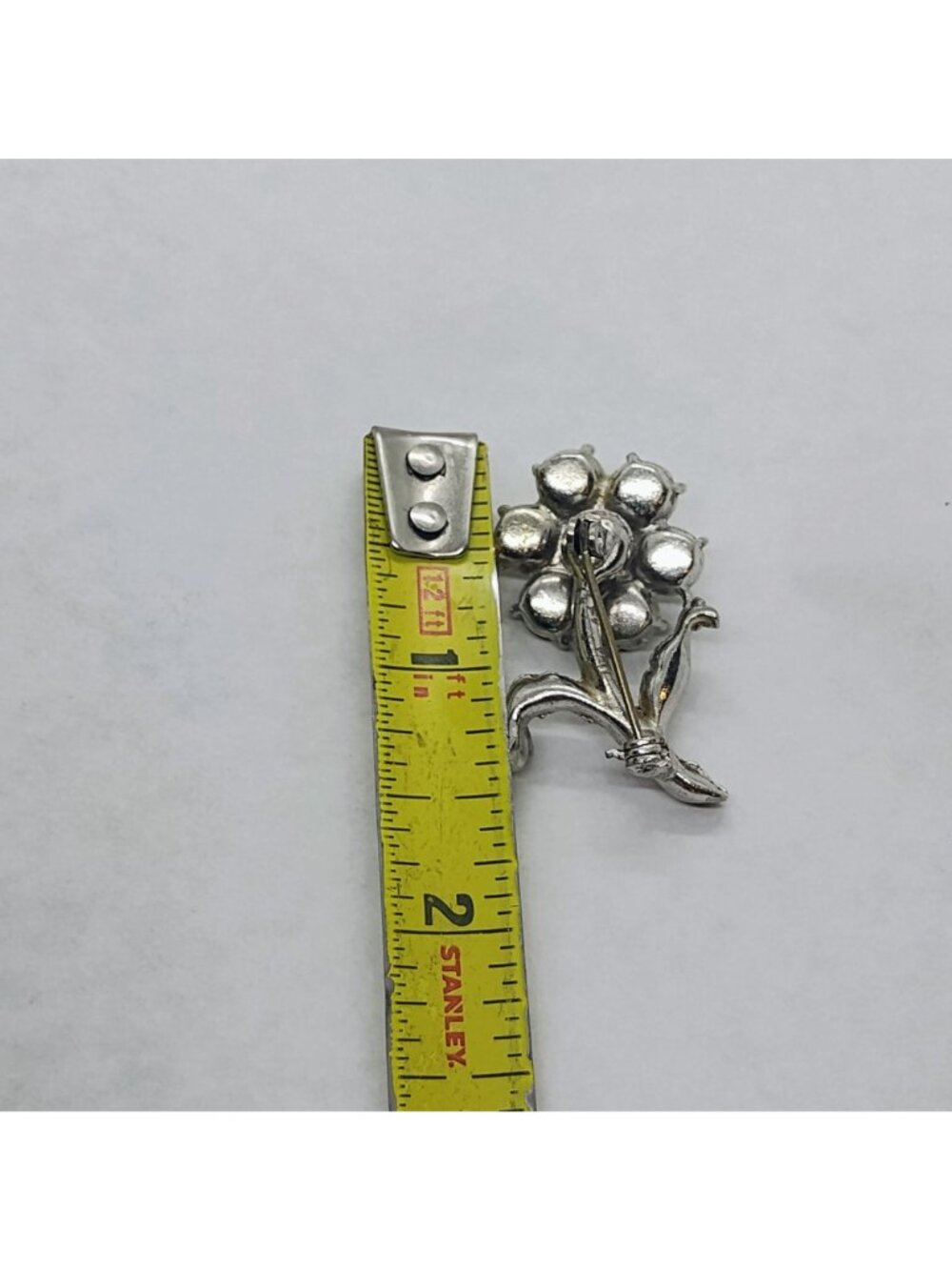 Vtg Mid Century Faceted Rhinestone Flower Brooch Silver Tone w/Long Stem 1.5" - Picture 4 of 4